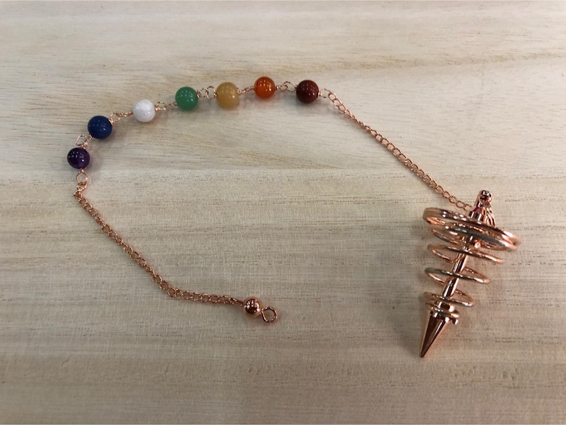 Péndulo Espiral cobre con cadena chakras